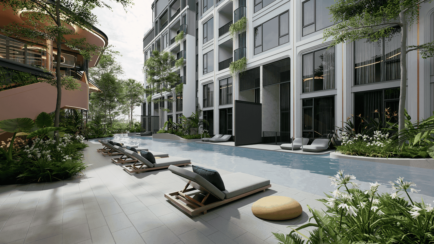 Swimming pool