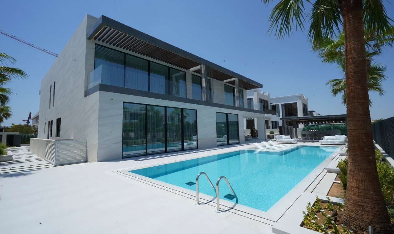 Dubai’s Hills Fairways 69