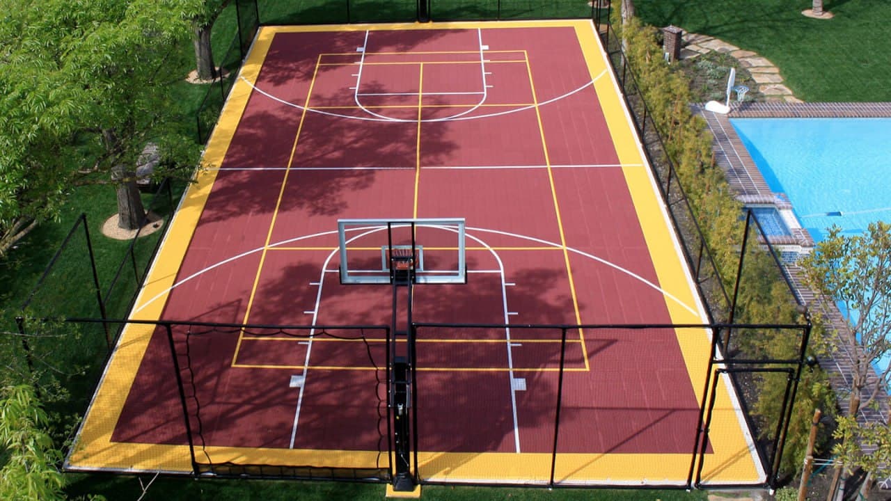 Multifunctional Outdoor Court